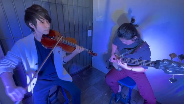 Silent Night (Bass and Violin cover) Feat. Geoffrey Cheung смотреть онлайн