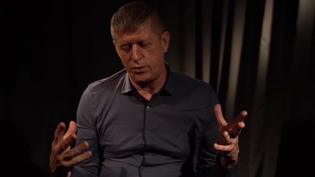 Физик Виктор Катю́щик, о гравитации и обмане в образовании смотреть онлайн