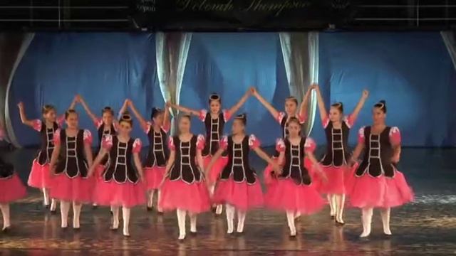 polonaise - Σχολη Χορου Deborah Thompson Πειραια - καλοκαιρι 2013 смотреть онлайн
