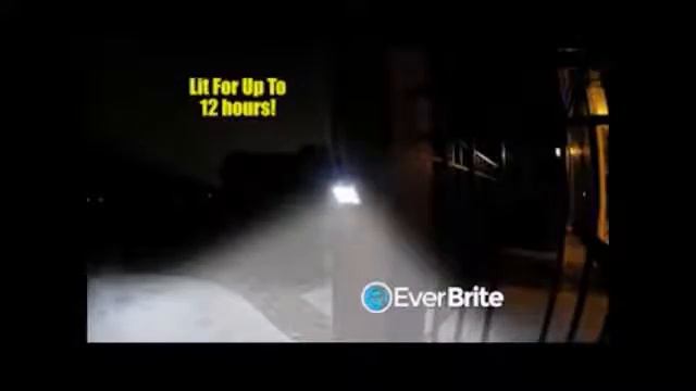 Уличный фонарь Ever Brite на солнечной батарее с датчиком движения смотреть онлайн