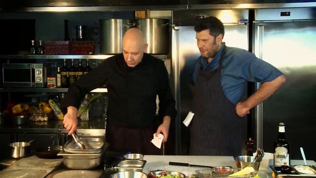 Бон Аппетит - 8 марта. Салат с осьминогом смотреть онлайн