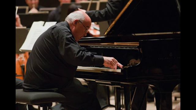 Alexander Toradze Plays Tchaikovsky Piano Concerto No. 1 - Live 2008