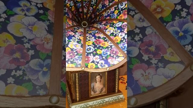 Уникальный граммофон с большой деревянной трубой. Реставрация. смотреть онлайн