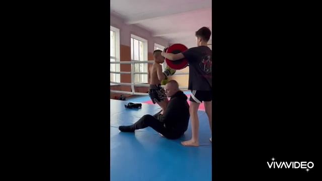 Районний челендж "Спорт на благо миру та розвитку", Заболотний Богдан, учень 4-А класу ХЗОШ №118 смотреть онлайн