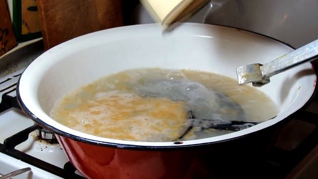 Как почистить сковородку смотреть онлайн