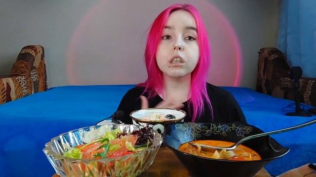 Том Ям,паста и греческий салат мукбанг/мне нужно лечить голову?/семейные мукбанги дно../mukbang смотреть онлайн