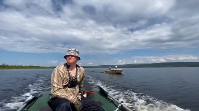 КЛЮНУЛ СОМ - ПОДСЕКАЙ. БЕШЕНЫЙ КЛЁВ ОКУНЯ. ОТПУСК 2020 смотреть онлайн