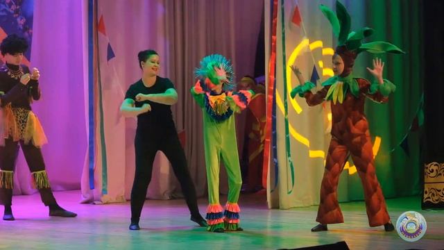 "Джамбо", Народный инклюзивный театр танца "Параллели", группа "Танцующие под дождем" (дети с РАС) смотреть онлайн