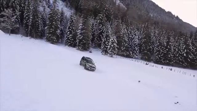 2016 Skoda Yeti Outdoor 4x4 Test Drive on Snow смотреть онлайн
