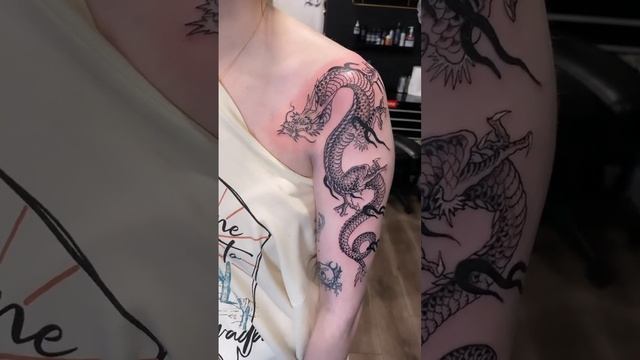 Amazing Dragon Tattoos #shorts смотреть онлайн