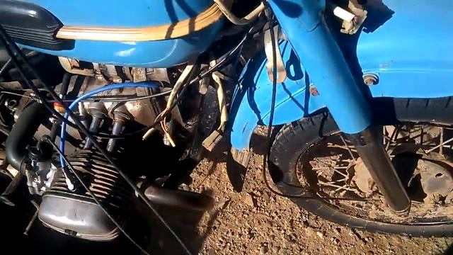 Идеальный холостой ход мотоцикла Урала!!! смотреть онлайн