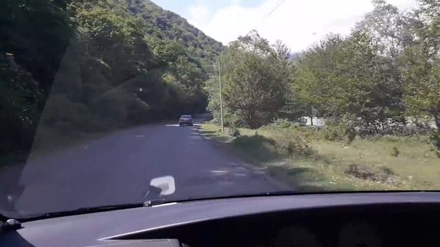 Дорога на озеро Рица!!Ущелье!! смотреть онлайн