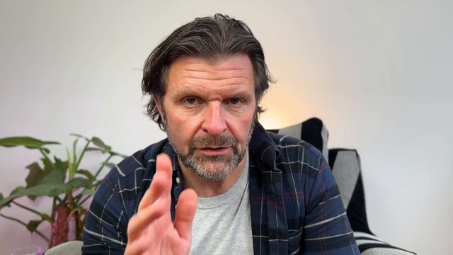 AIRPLANE v AirPods Pro 2 | Noise Cancelling Test смотреть онлайн