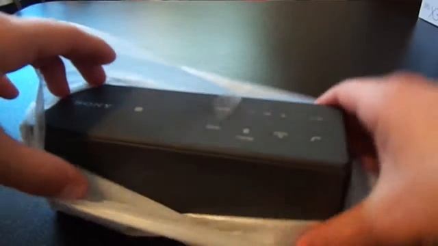 Sony SRS-X3 unboxing and first impressions смотреть онлайн