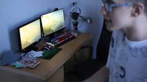 БАТЯ РАЗБИЛ КОМПЬЮТЕР ЗА ШКОЛУ НАОБОРОТ/DAD BROKEN THE COMPUTER AT SCHOOL BACKWARDS.