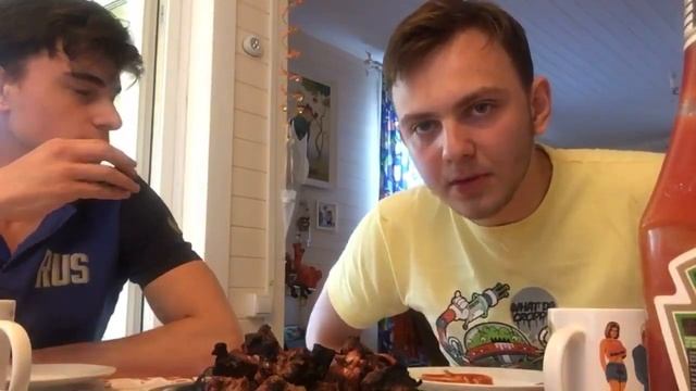 Шашлыки на даче , отдыхаем))) смотреть онлайн