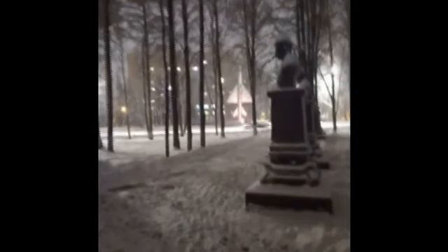 Красивый зимний вечер... смотреть онлайн