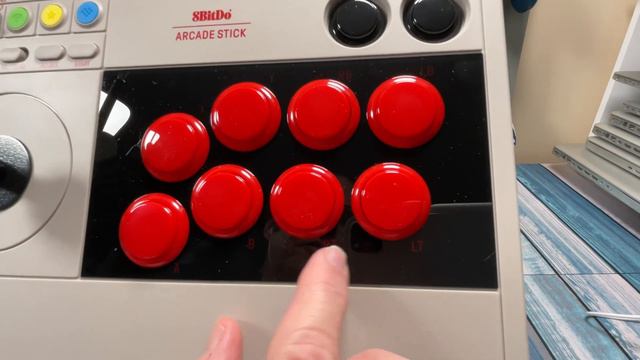 8BitDo Arcade Stick Review - Switch / Windows / Android Controller смотреть онлайн