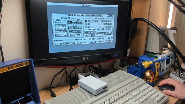 Atari ST UltraSatan vs. SD4ST Speed Test and ACSI2STM смотреть онлайн