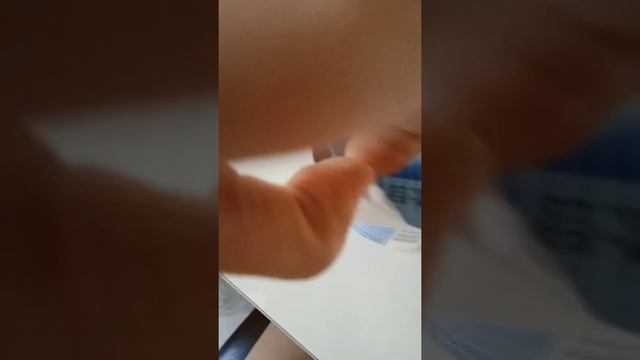 ем персиковый йогурт смотреть онлайн