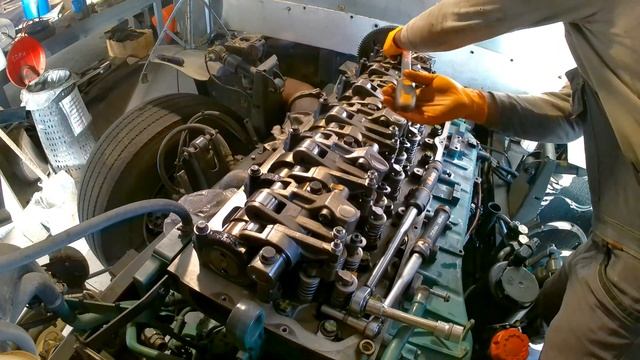volvo Trucks FM تركيب عروسة التاكهات والكامة محرك فولفو FM D11 смотреть онлайн