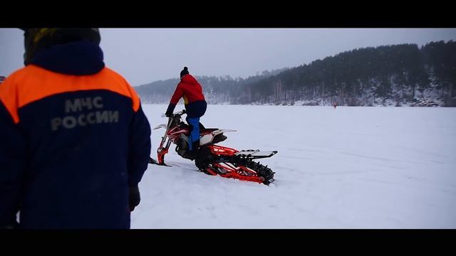 Тест сноубайка (Snowbike) с комплектом от компании Snowrider смотреть онлайн