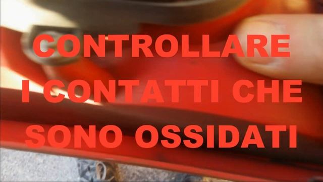 Spia Avaria Fari e Frecce - Come risolvere смотреть онлайн