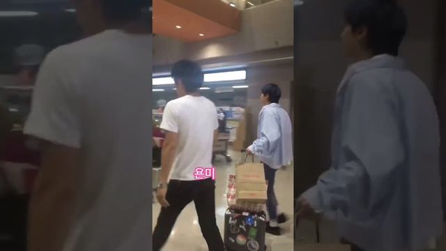 180818 Donghae & Eunhyuk♡KIX AirPort