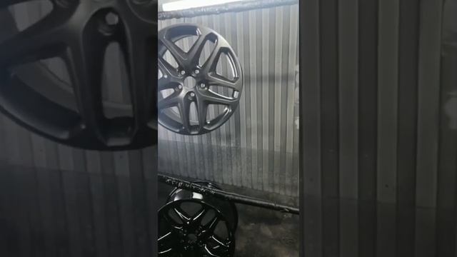 Порошковая покраска покрытие полимером восстановление реставрация дисков r17 Антрацит +380503203266 смотреть онлайн