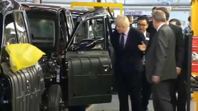 The London Taxi Company: ITV London News 26 March 2015 смотреть онлайн