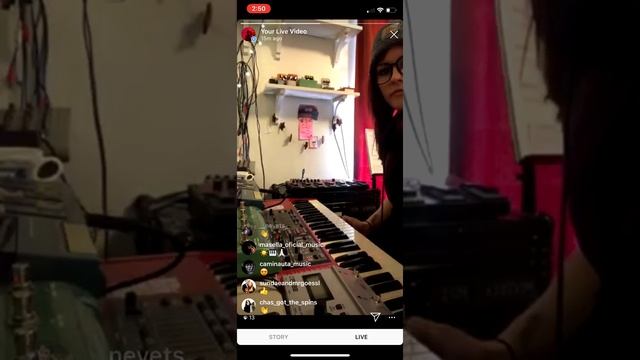 Sketch #4 (Instagram Live) - Housekeys смотреть онлайн