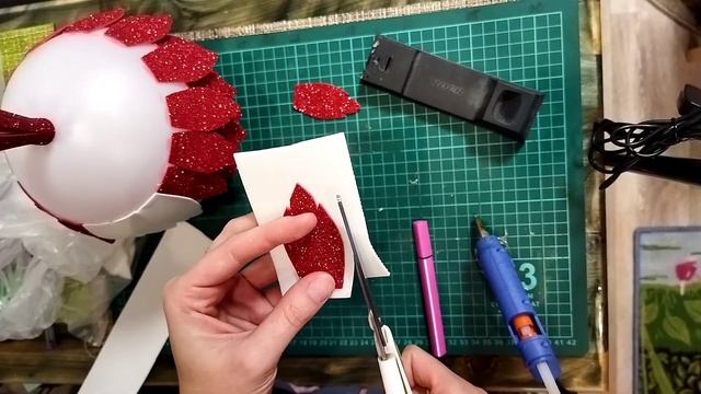 Мастер-класс Совёнок светильник из изолона и глиттерного фоамирана. Бесплатный МК Сова. смотреть онлайн