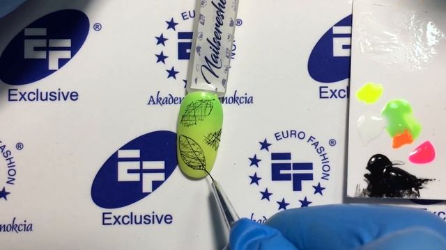 Осенний дизайн. Паутинка на ногтях. Быстрый дизайн ногтей смотреть онлайн