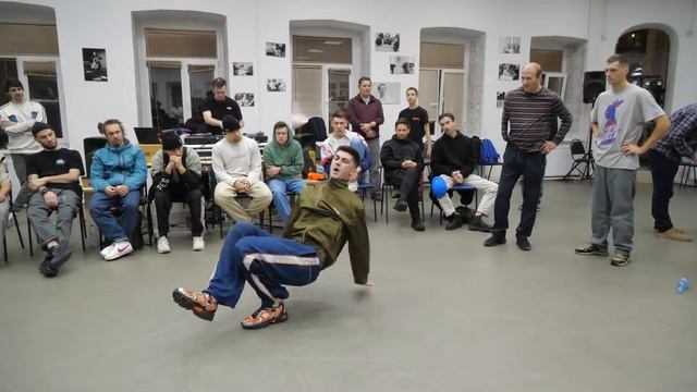 bboy Vart vs Одна Рука vs Show Me vs Krim - "ALL OPTION" break dance battle смотреть онлайн