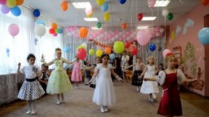 «прекрасное далёко» на выпускном.