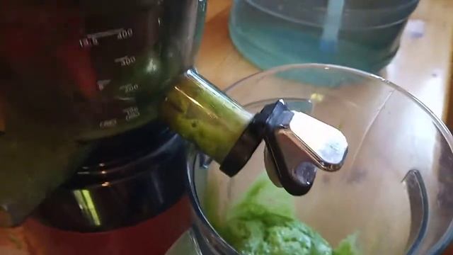 Выжимать сока ростков пшеницы - Дмитрий НИКОЛАЕВ смотреть онлайн