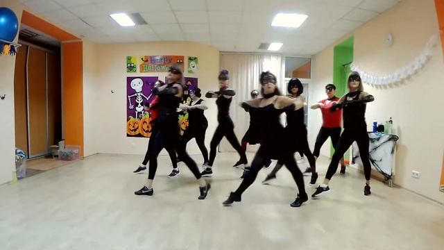Halloween / Dance Fitness (El tango de Roxanne / Moulin Rouge) смотреть онлайн