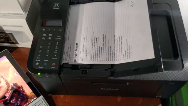 Impresora Canon TR4522 escanear un documento. смотреть онлайн