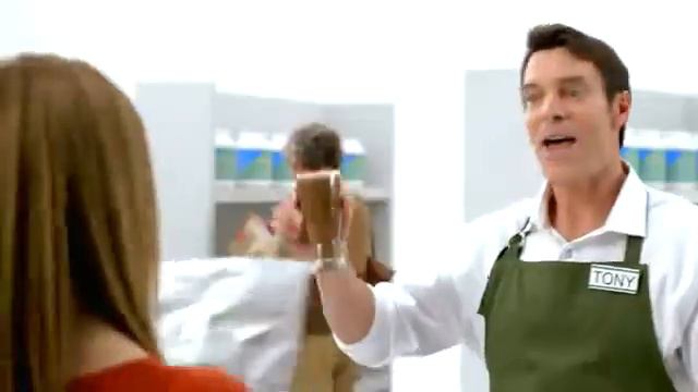 Shakeology-Tony Horton's Alter-Ego Checkout Boy!! смотреть онлайн