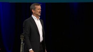 What I learned from going blind in space | Chris Hadfield