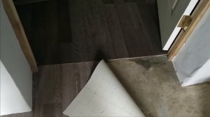 Как правильно приклеить линолеум