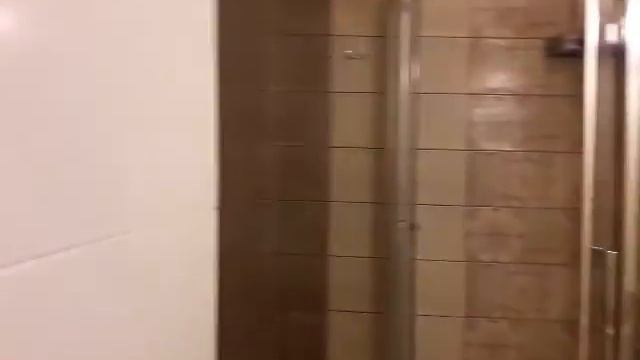 Ремонт на стилна баня с душ кабина смотреть онлайн
