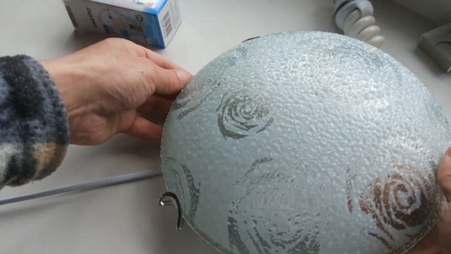 Как снять плафон с плоского светильника смотреть онлайн