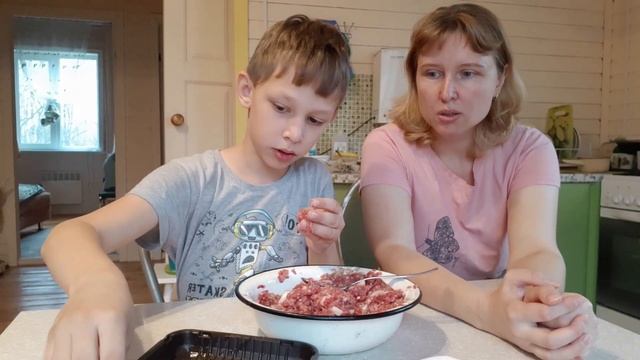 МЯСНЫЕ ТЕФТЕЛИ - ГОТОВИМ С ДЕТЬМИ смотреть онлайн