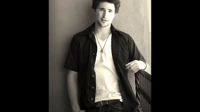 Matt Dallas - Samo se mushki nedaj смотреть онлайн