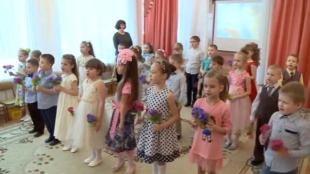 "Весенняя", муз и сл. Аллы Евтодьевой смотреть онлайн