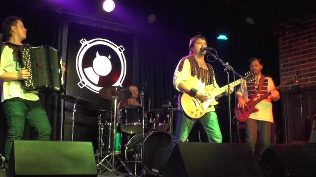 Казачья фолк-рок группа Берега - Вьюн над водой смотреть онлайн