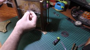 Часы Янтарь СССР, электромеханические,  настольные, ремонт.