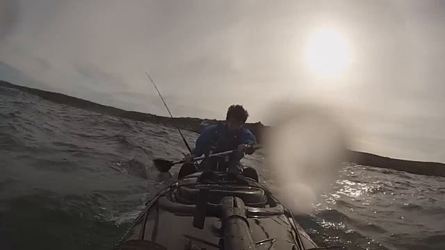 Paddling the RTM Tempo in Swell смотреть онлайн