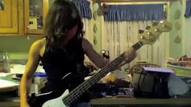 Mindless Self Indulgence-Shut Me Up (bass cover) смотреть онлайн